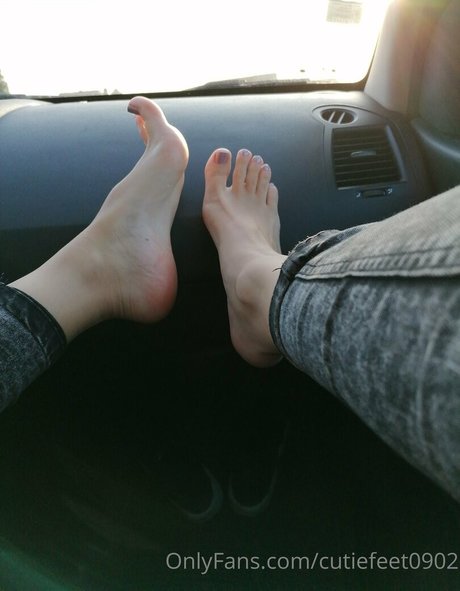 Cutiefeet0902