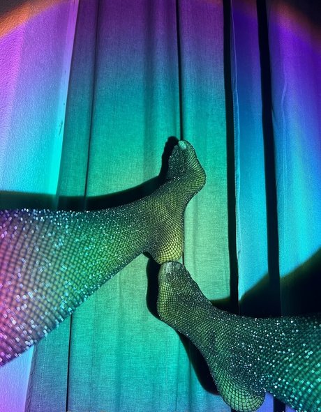 Chocolatefeetbabe