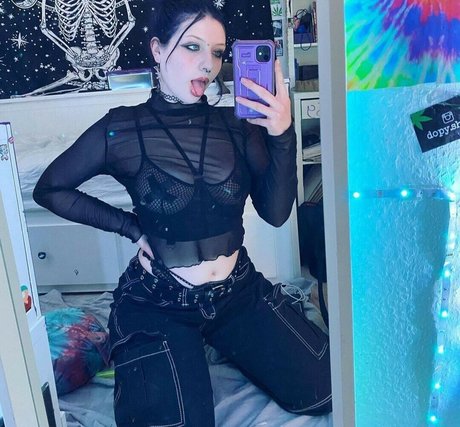 Foto desnuda filtrada de OnlyFans de Itsjustacigarette