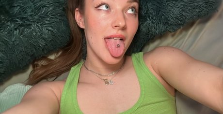 Peachyyvirgo