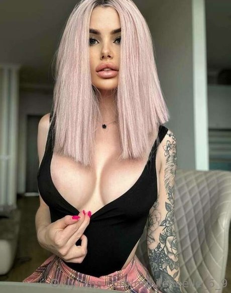 Foto desnuda filtrada de OnlyFans de Michelle69