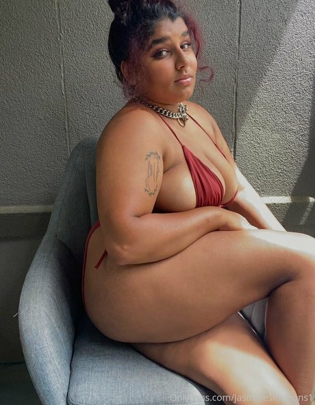 Foto desnuda filtrada de OnlyFans de Jasminesimmons