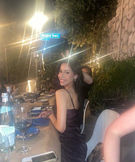 Izabella Alvarez