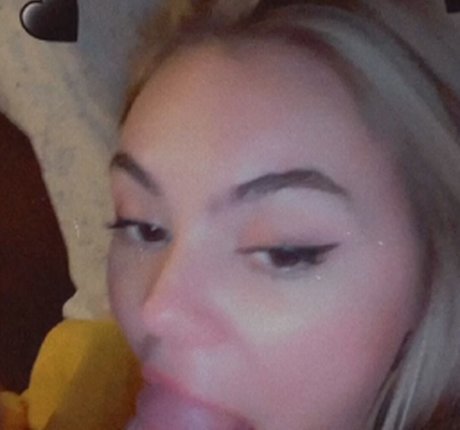 Foto desnuda filtrada de OnlyFans de Vedaathens
