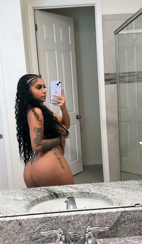 Foto desnuda filtrada de OnlyFans de Lilunita