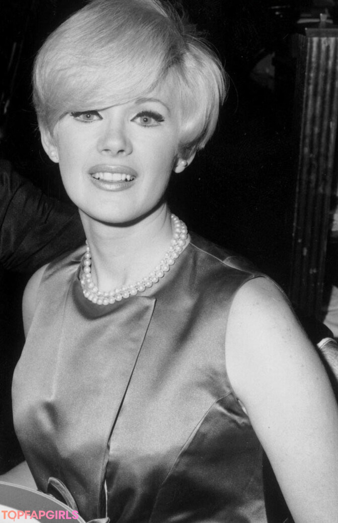 Foto desnuda filtrada de OnlyFans de Connie Stevens #10 Foto desnuda filtrada de OnlyFans de Connie Stevens #10