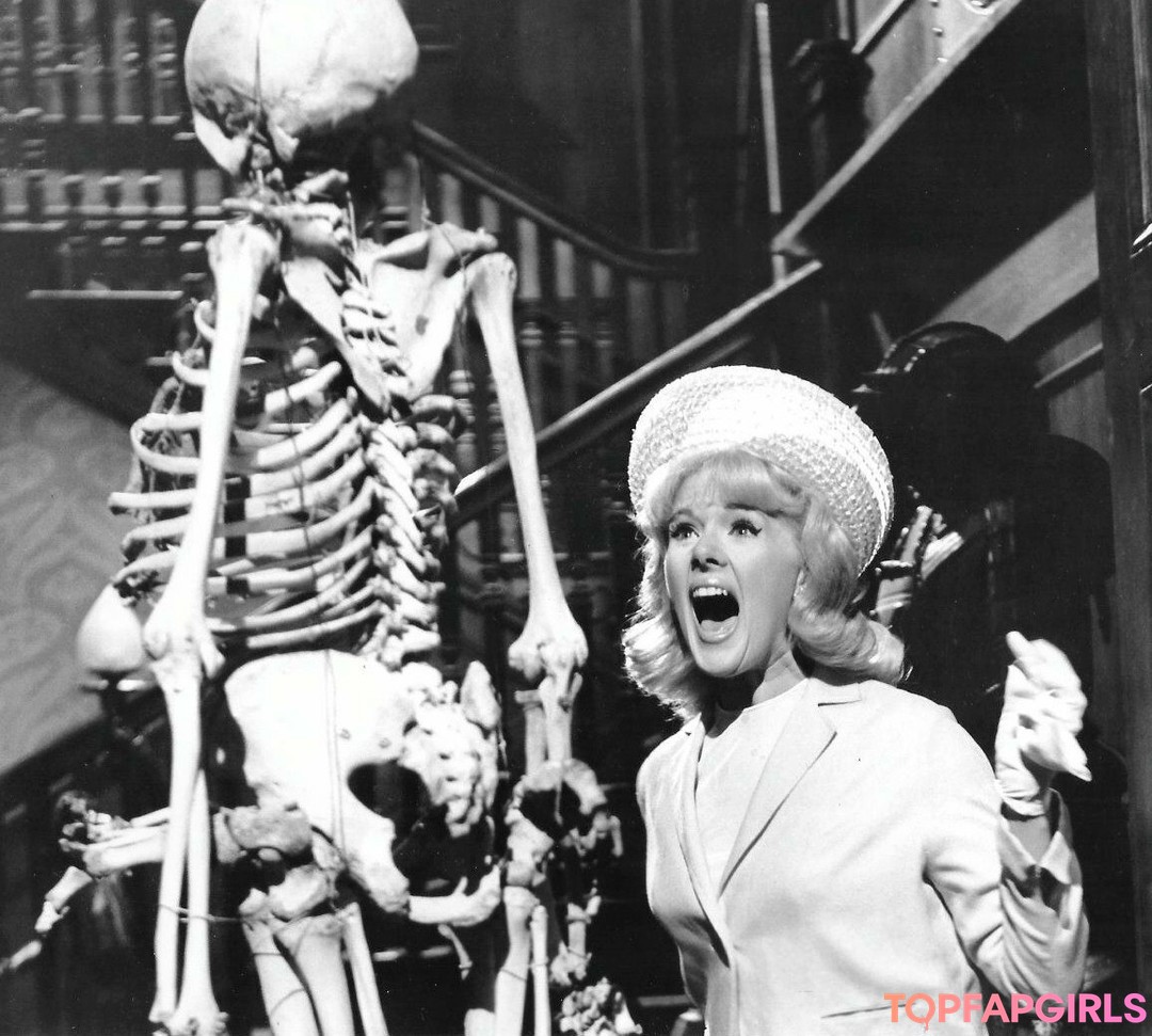 Foto desnuda filtrada de OnlyFans de Connie Stevens #30 Foto desnuda filtrada de OnlyFans de Connie Stevens #30