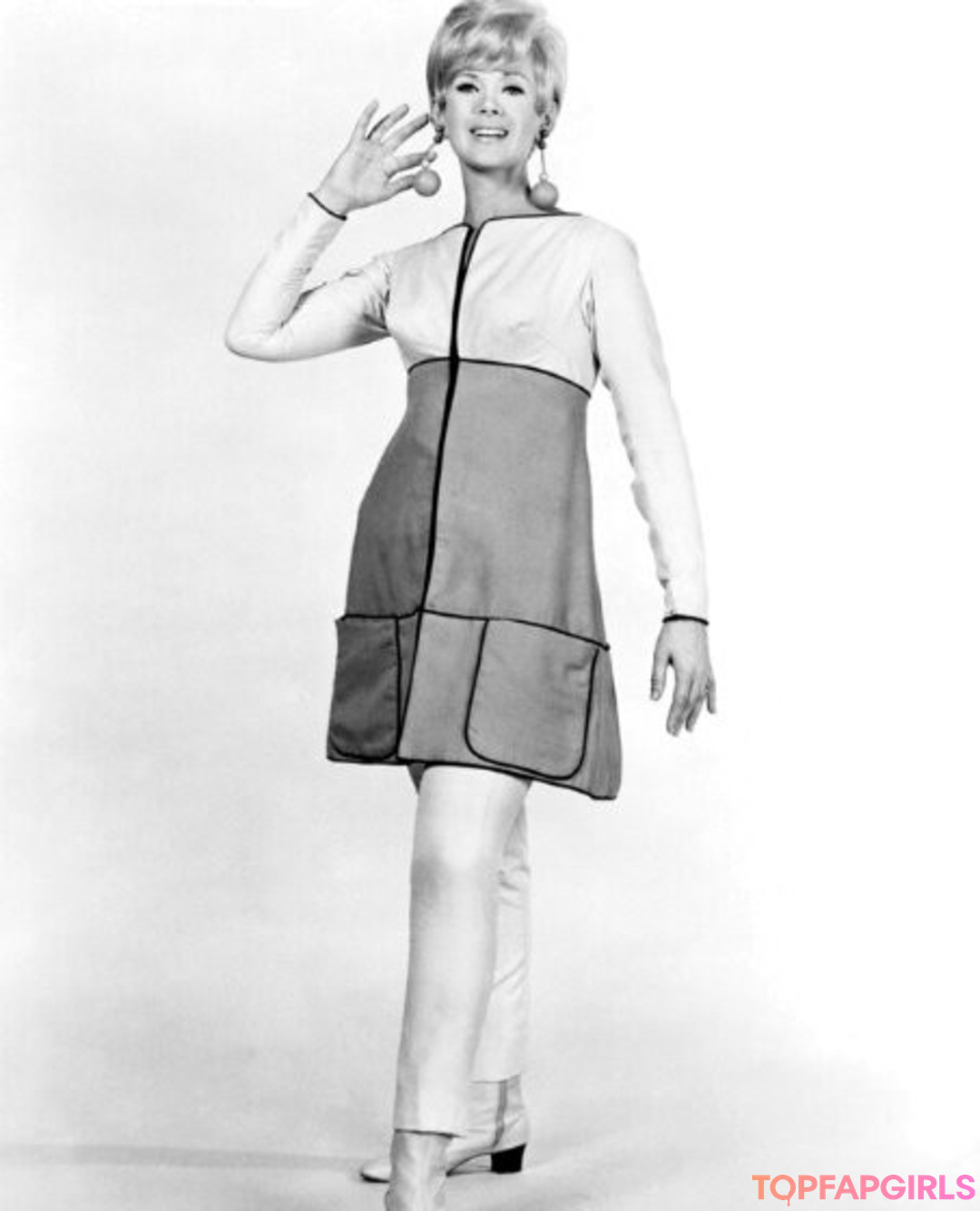 Foto desnuda filtrada de OnlyFans de Connie Stevens #37 Foto desnuda filtrada de OnlyFans de Connie Stevens #37