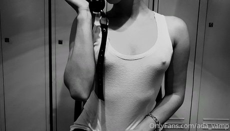 Foto desnuda filtrada de OnlyFans de Aleksavi