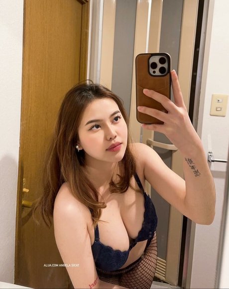 Angelaa5