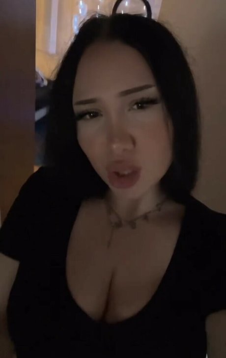 Foto desnuda filtrada de OnlyFans de Yasilisches