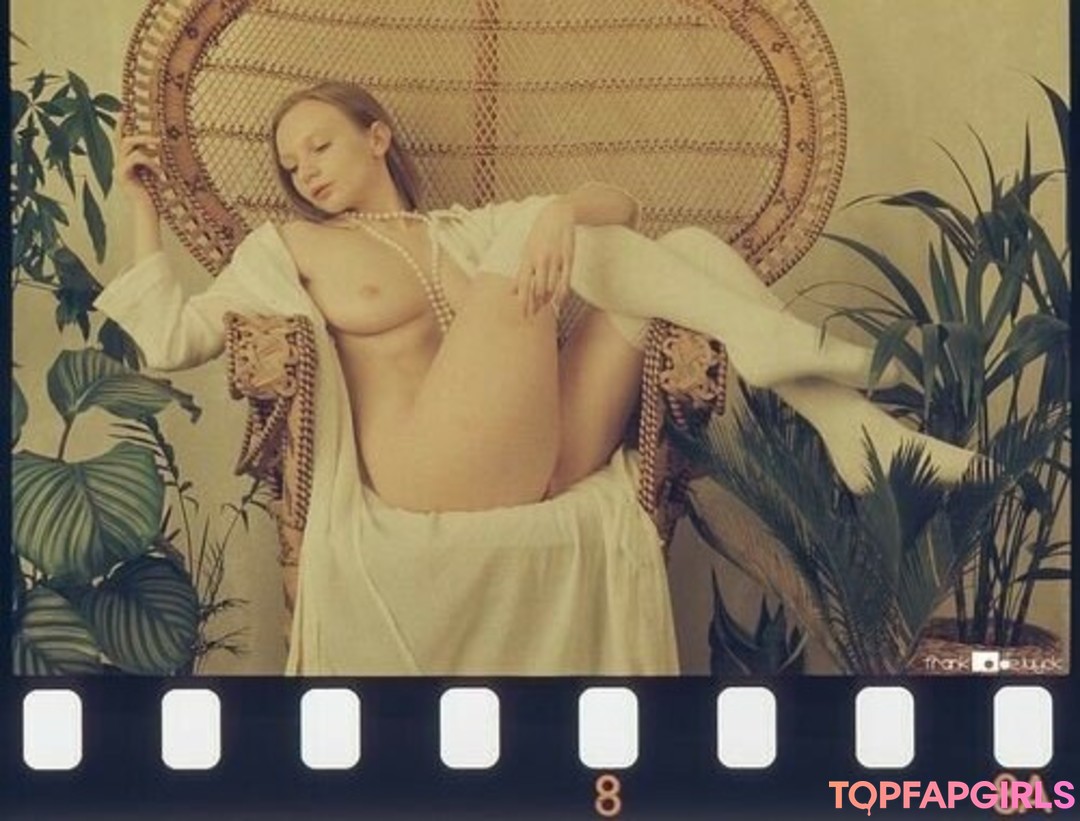 Foto desnuda filtrada de OnlyFans de Annie Kinshova #13 Foto desnuda filtrada de OnlyFans de Annie Kinshova #13