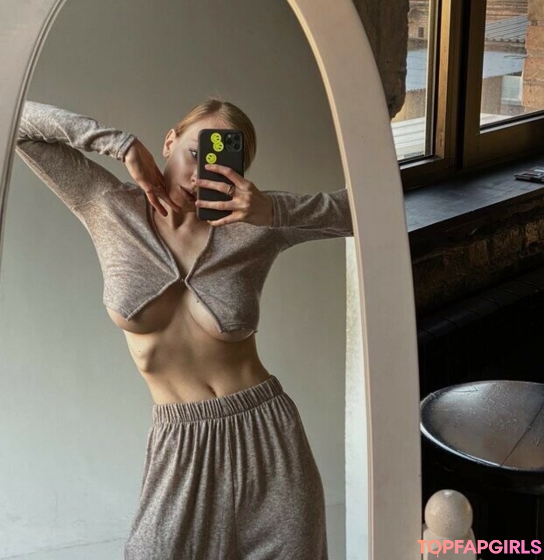 Foto desnuda filtrada de OnlyFans de Annie Kinshova #54 Foto desnuda filtrada de OnlyFans de Annie Kinshova #54