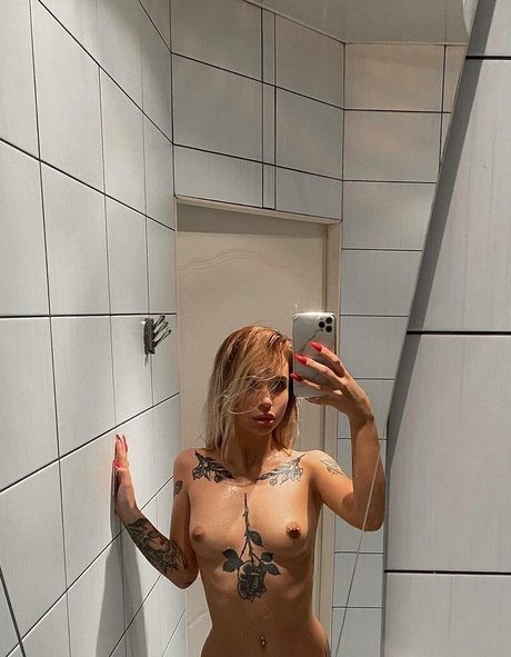 Foto desnuda filtrada de OnlyFans de Kristina Volkova