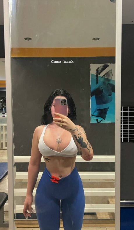 Foto desnuda filtrada de OnlyFans de Benhaze44