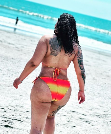 Foto desnuda filtrada de OnlyFans de Aj Perry