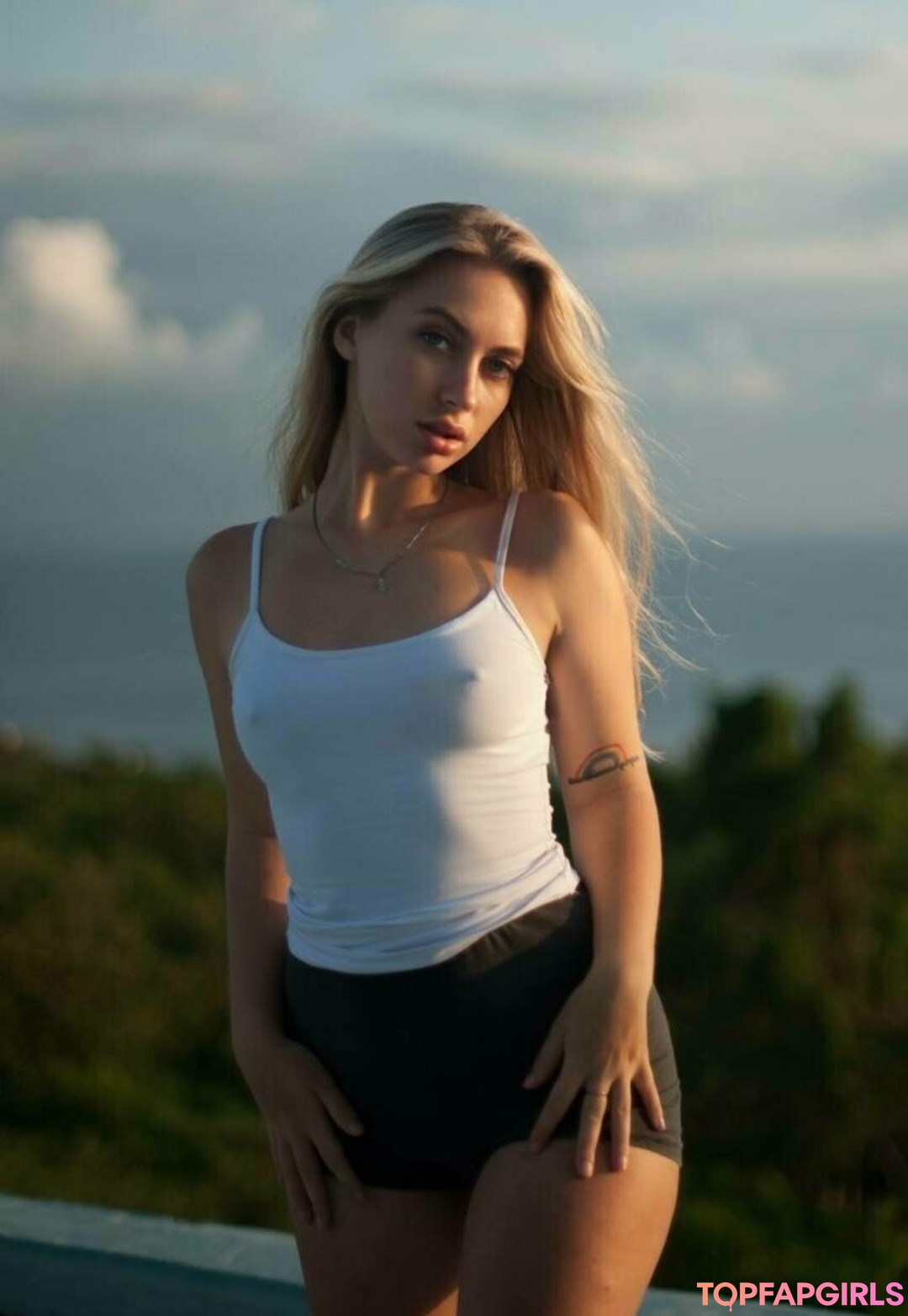 Foto desnuda filtrada de OnlyFans de Lolaafansvip #34 Foto desnuda filtrada de OnlyFans de Lolaafansvip #34