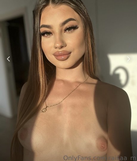 Foto desnuda filtrada de OnlyFans de Andreearaisa18
