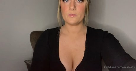 Miss Cassi