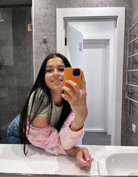 Emiliaaa