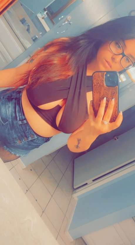 Foto desnuda filtrada de OnlyFans de Rosegirl242