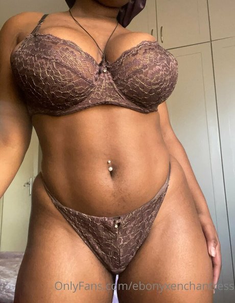 Ebonyxenchantress