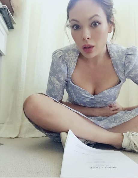 Lindsay Price