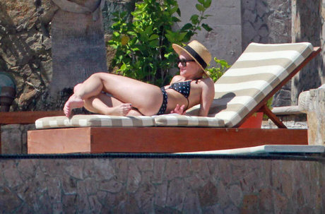 Foto desnuda filtrada de OnlyFans de Ashlee Simpson Ross