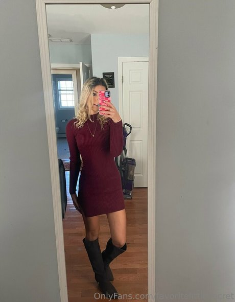 Foto desnuda filtrada de OnlyFans de Favoritelittlesecret