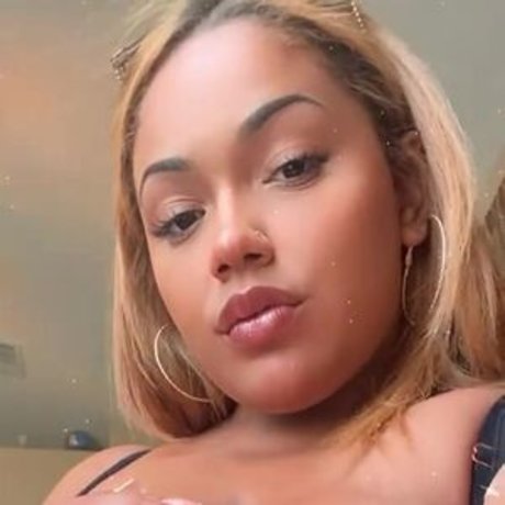 Foto desnuda filtrada de OnlyFans de Neverperfectt