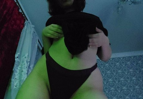 Foto desnuda filtrada de OnlyFans de Imyournocebo