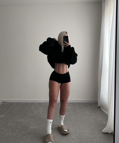 Foto desnuda filtrada de OnlyFans de Dapariz