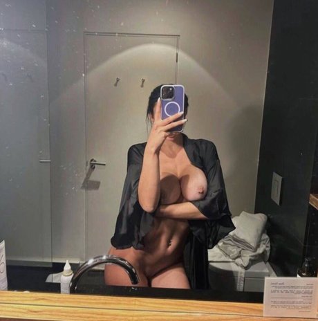Foto desnuda filtrada de OnlyFans de Kattyakitty