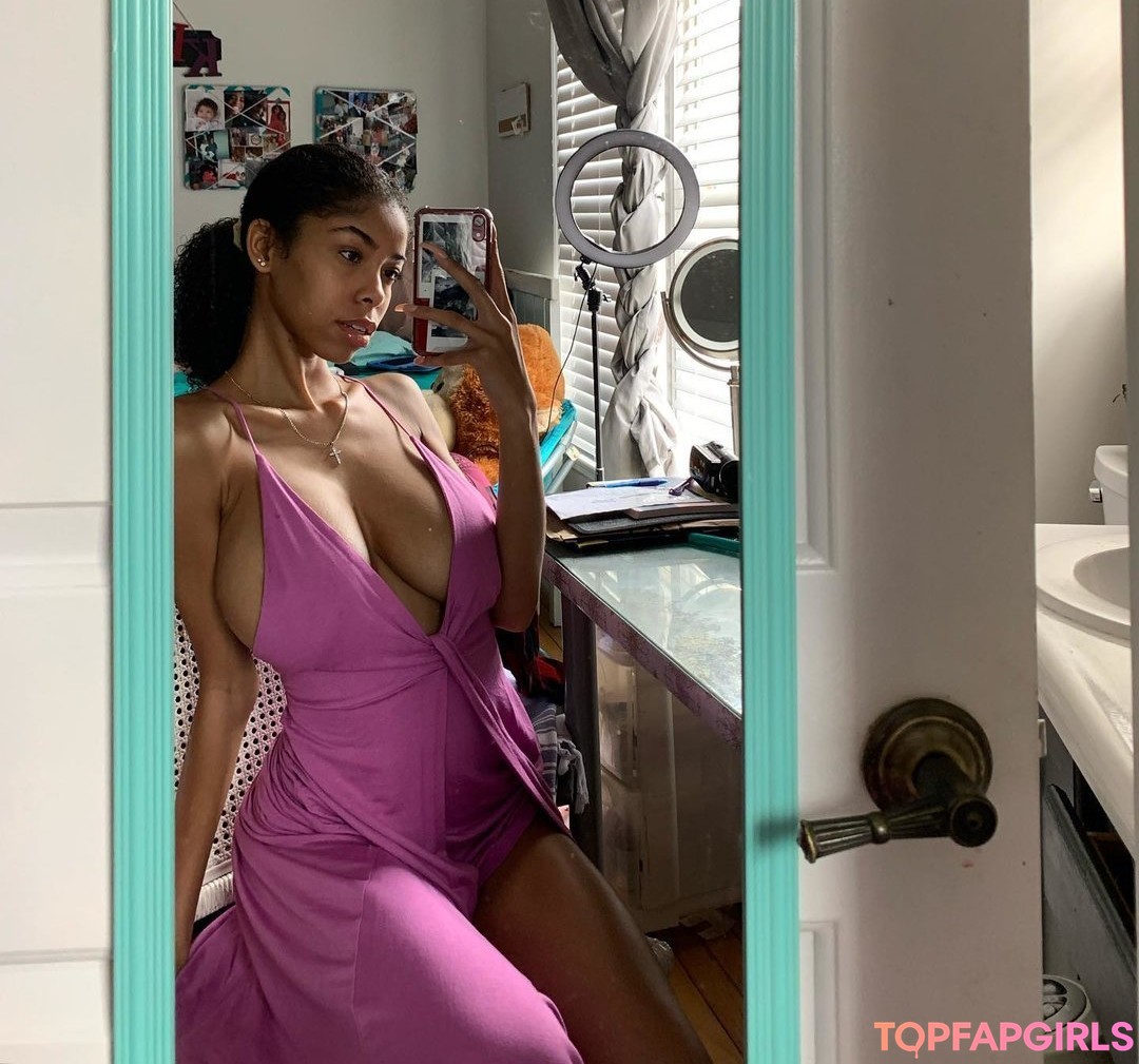 Foto desnuda filtrada de OnlyFans de Kira Imani #9 Foto desnuda filtrada de OnlyFans de Kira Imani #9