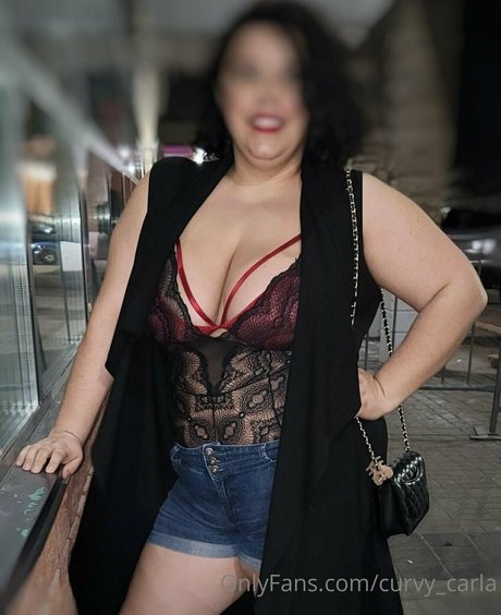 Curvycarla