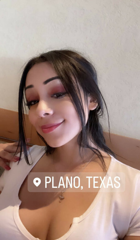 Foto desnuda filtrada de OnlyFans de Badgalxaria