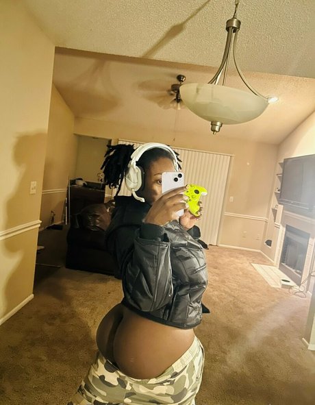 Bigbootyshayyy