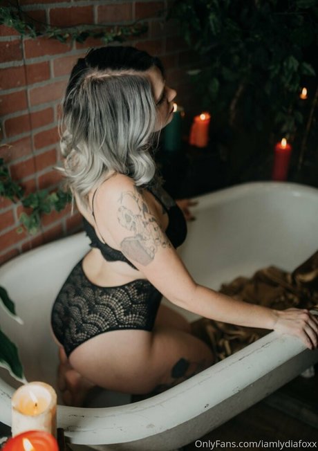 Foto desnuda filtrada de OnlyFans de Iamlydiafoxx