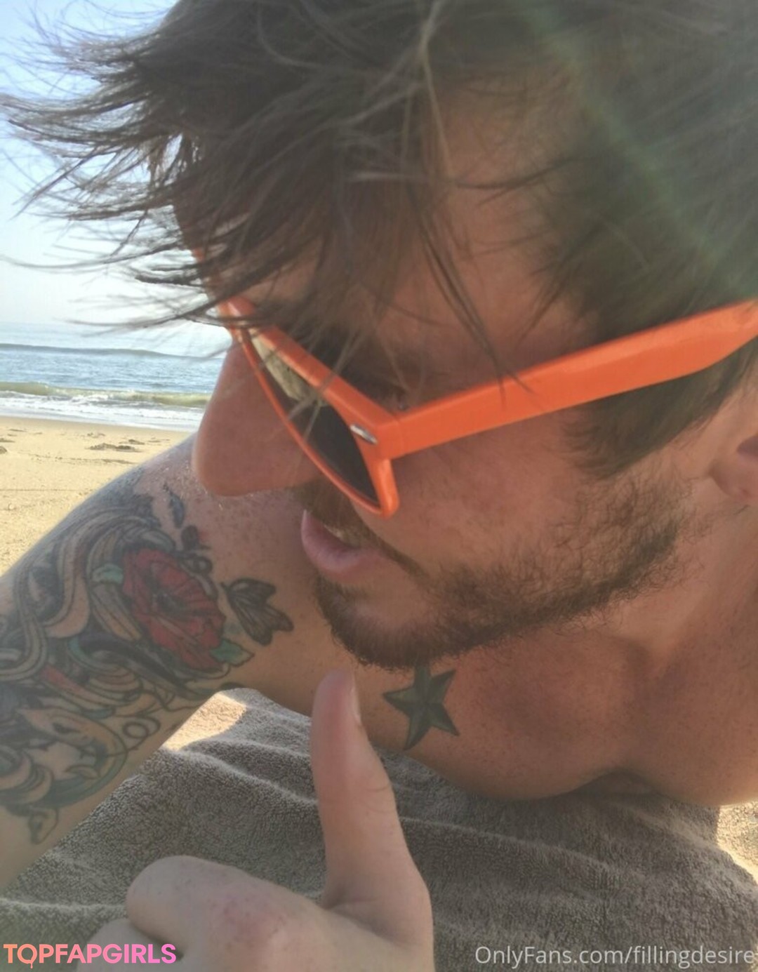 Foto desnuda filtrada de OnlyFans de Fillingdesire #16 Foto desnuda filtrada de OnlyFans de Fillingdesire #16