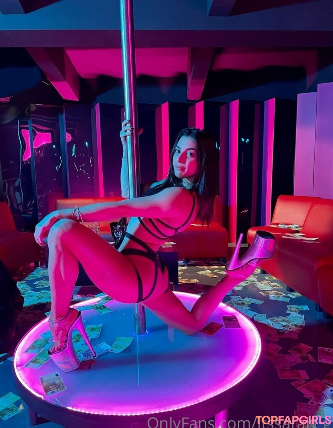 Foto desnuda filtrada de OnlyFans de Itssdancersg #20 Foto desnuda filtrada de OnlyFans de Itssdancersg #20