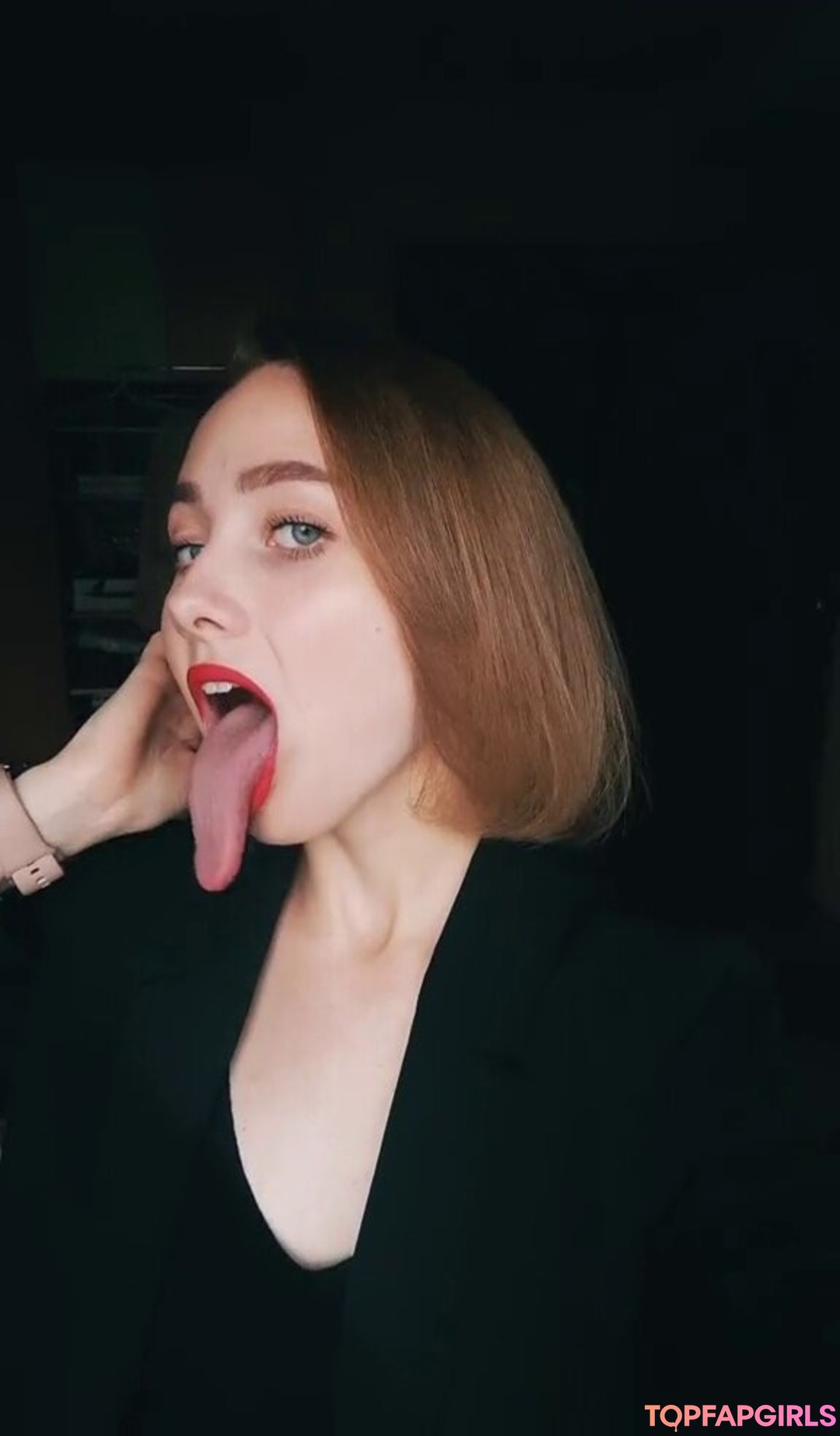 Foto desnuda filtrada de OnlyFans de Long Tongue Fetish #315 Foto desnuda filtrada de OnlyFans de Long Tongue Fetish #315