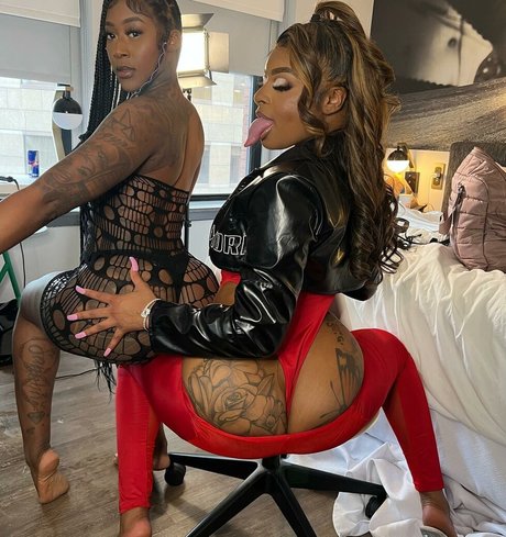 Long Tongue Fetish