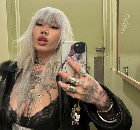 Foto desnuda filtrada de OnlyFans de Lustr0t