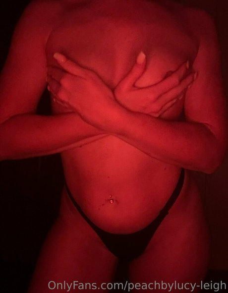 Peachbylucyleigh