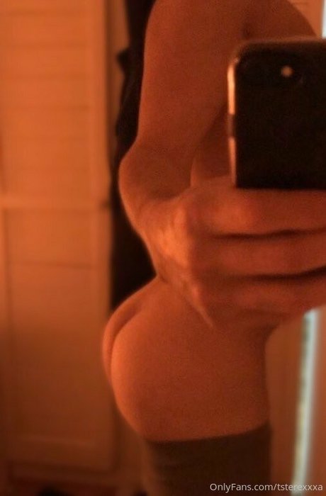 Foto desnuda filtrada de OnlyFans de Tsmendoza