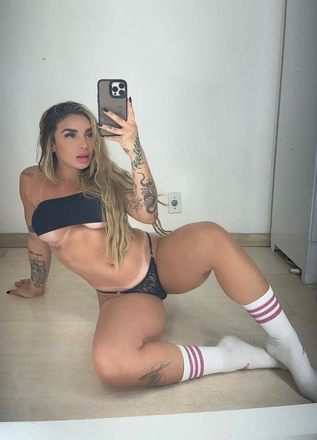 Foto desnuda filtrada de OnlyFans de Gabriela Viana