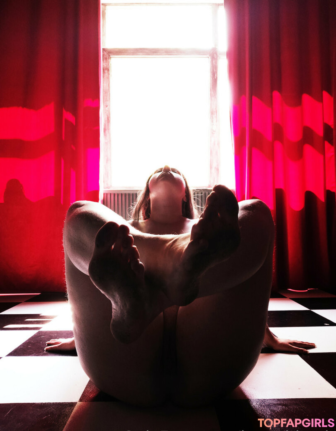 Foto desnuda filtrada de OnlyFans de Jennybiatch #22 Foto desnuda filtrada de OnlyFans de Jennybiatch #22