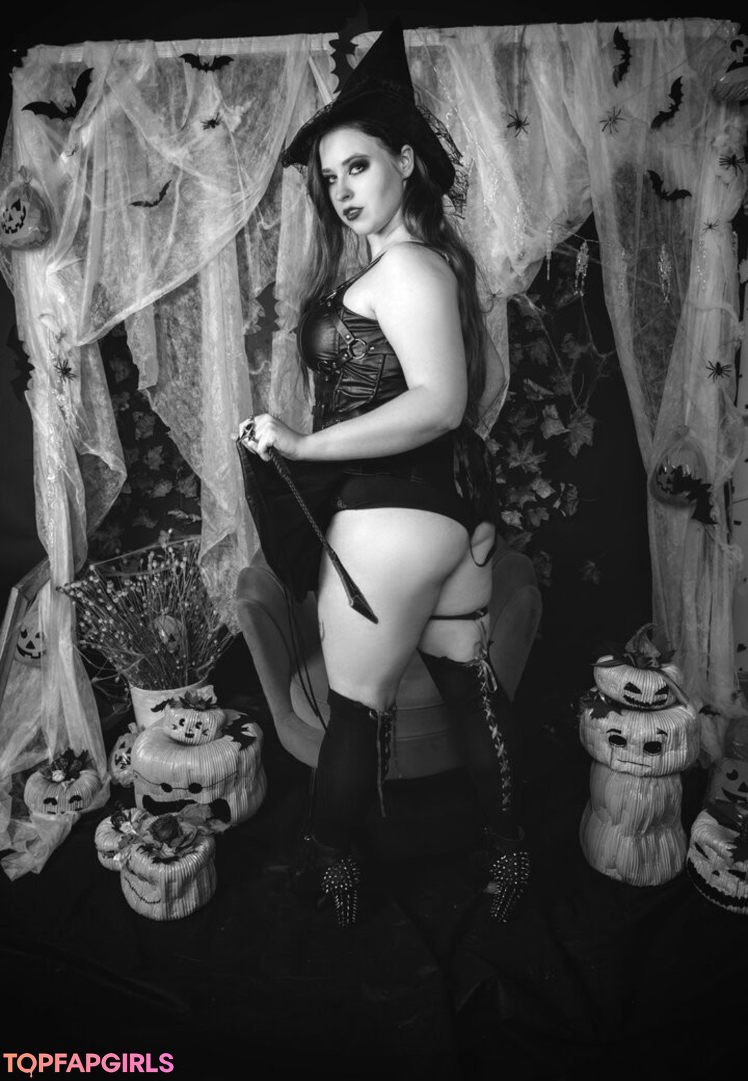 Foto desnuda filtrada de OnlyFans de Jennybiatch #283 Foto desnuda filtrada de OnlyFans de Jennybiatch #283