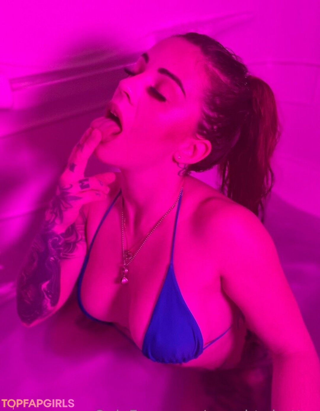 Foto desnuda filtrada de OnlyFans de Naughtybatter #54 Foto desnuda filtrada de OnlyFans de Naughtybatter #54