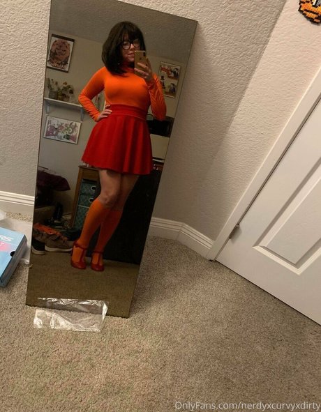Foto desnuda filtrada de OnlyFans de Nerdyxcurvyxdirty